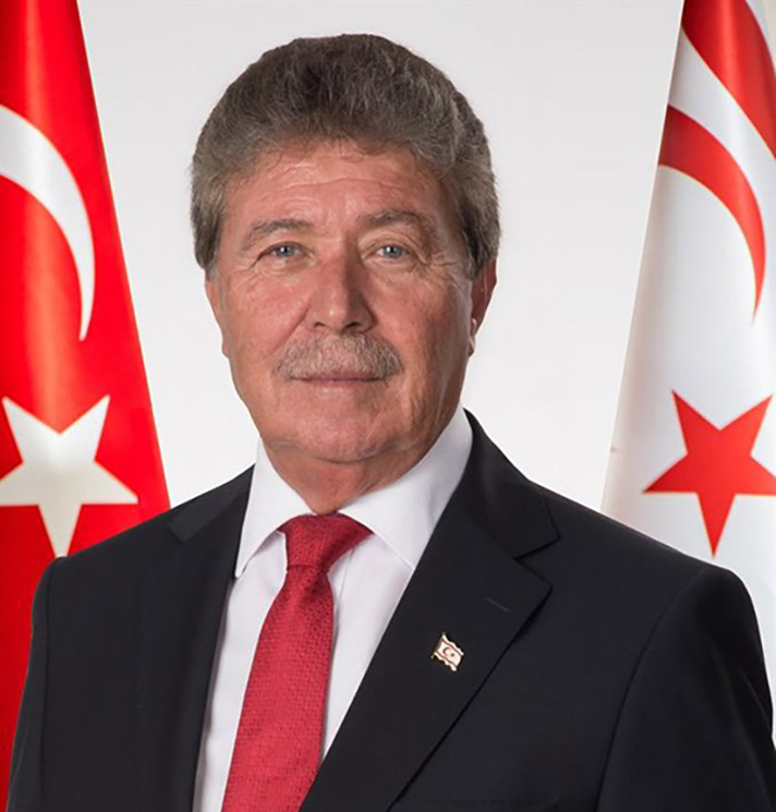 Dt. Ünal Üstel